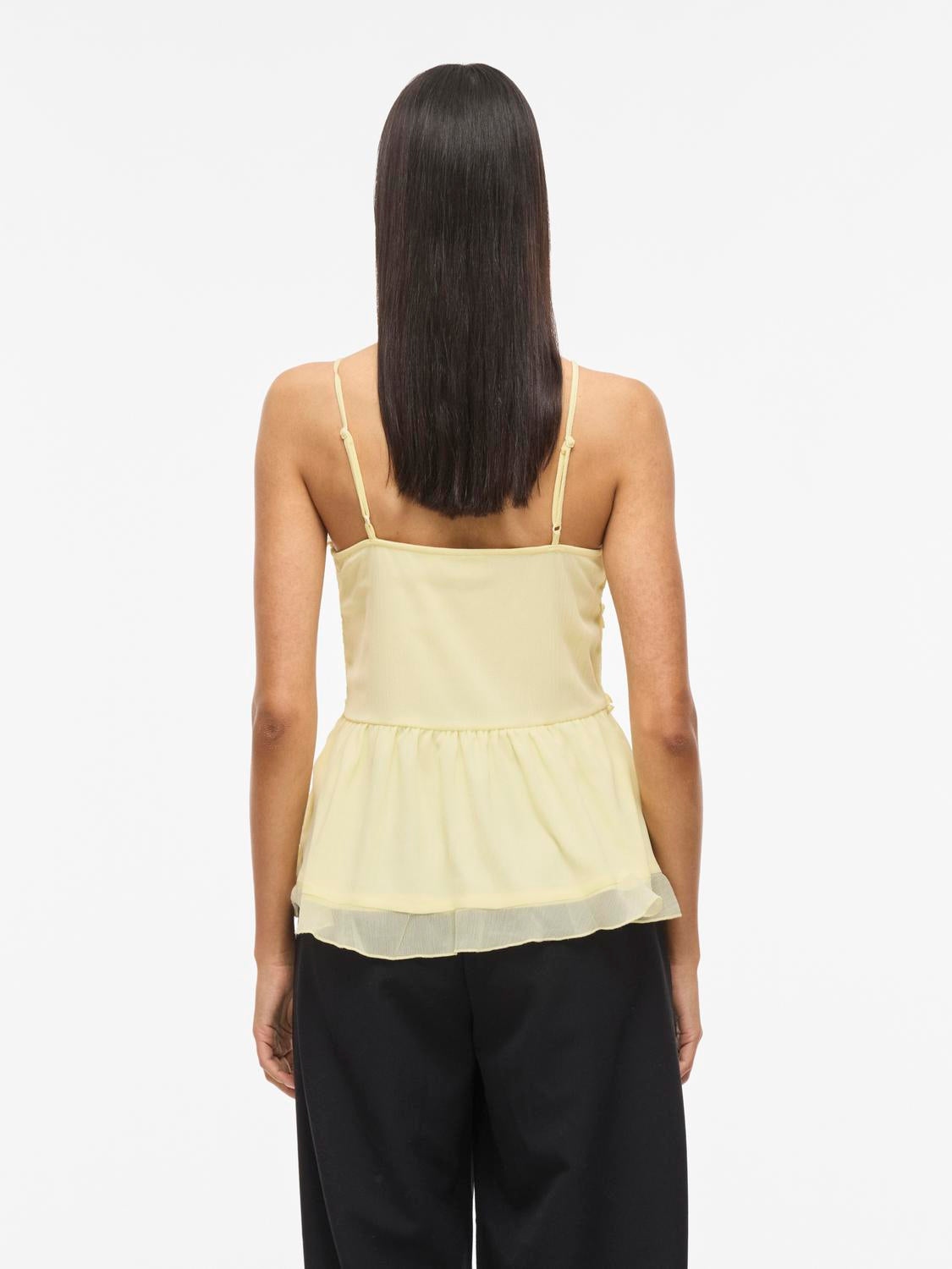 model_shot-back