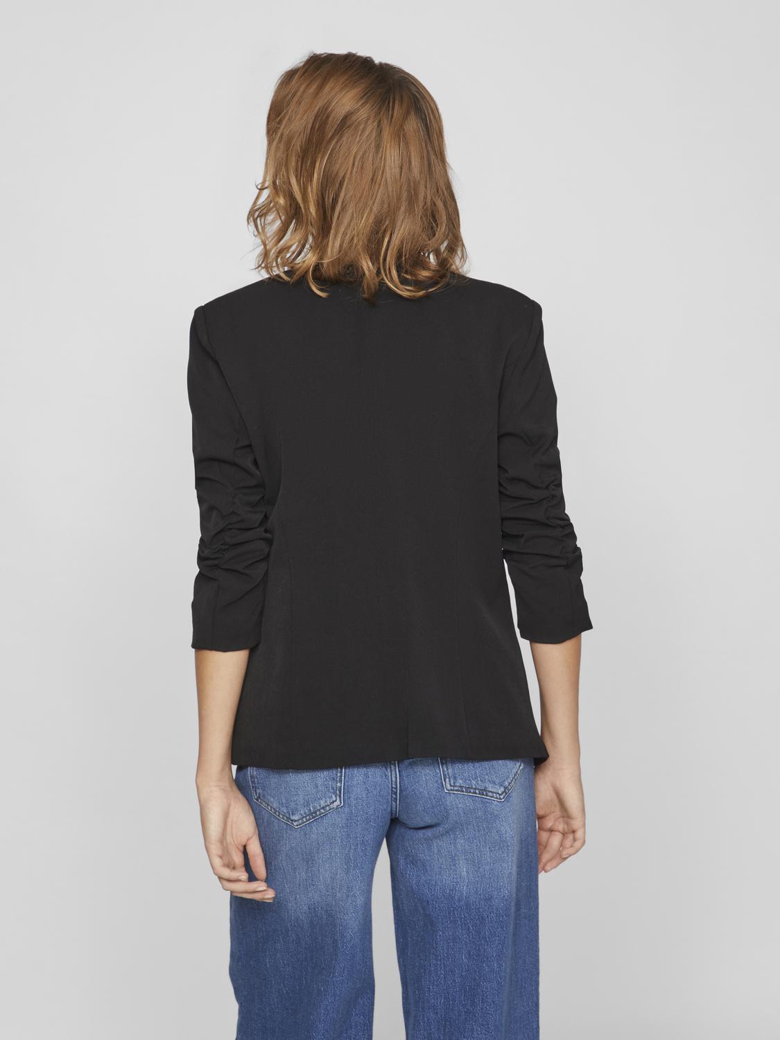 model_shot-back